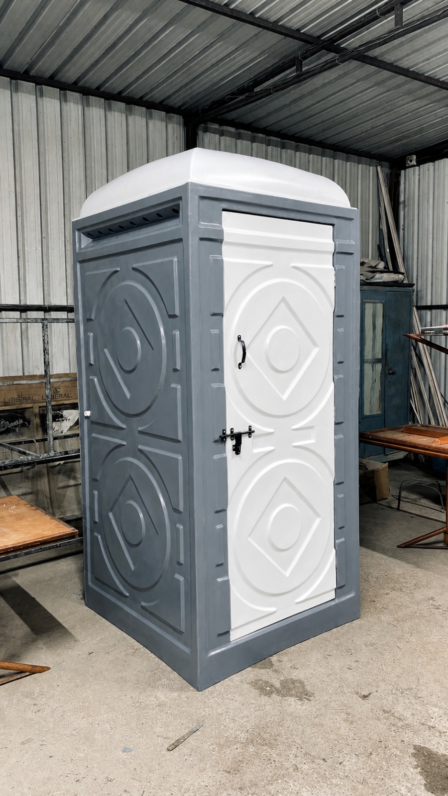 FRP Mobile Toilet